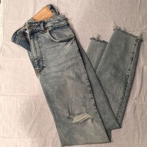 Zara Trafaluc Crop jeans